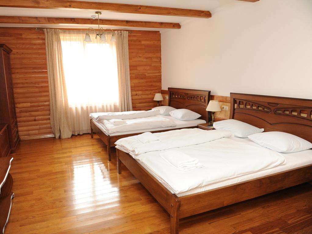 Hotel Perlyna Karpat Буковел Стая снимка