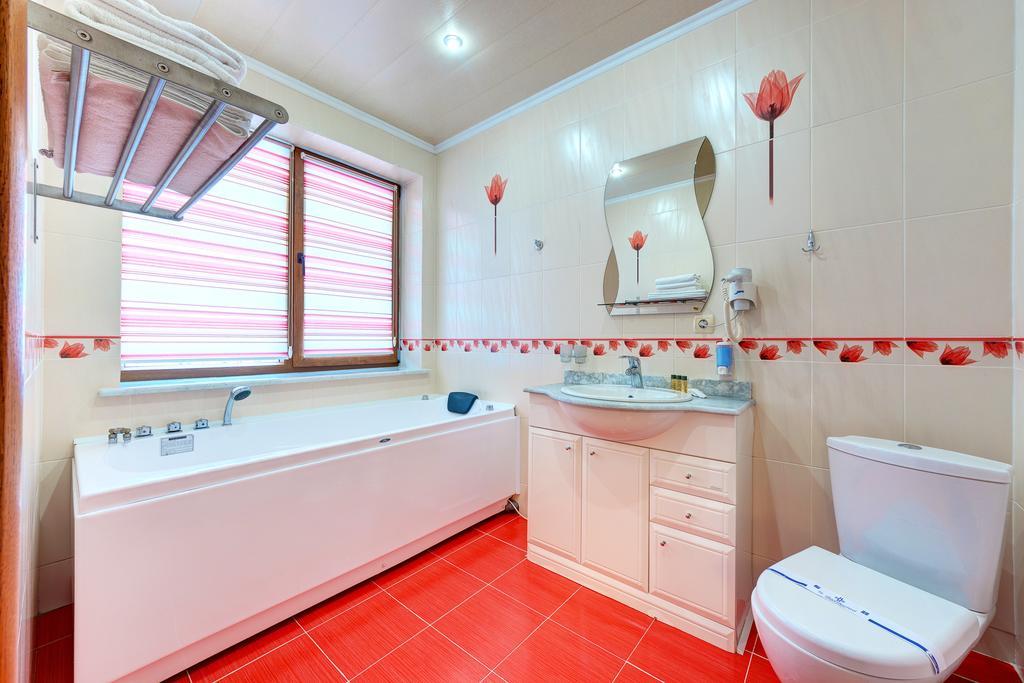 Hotel Perlyna Karpat Буковел Екстериор снимка