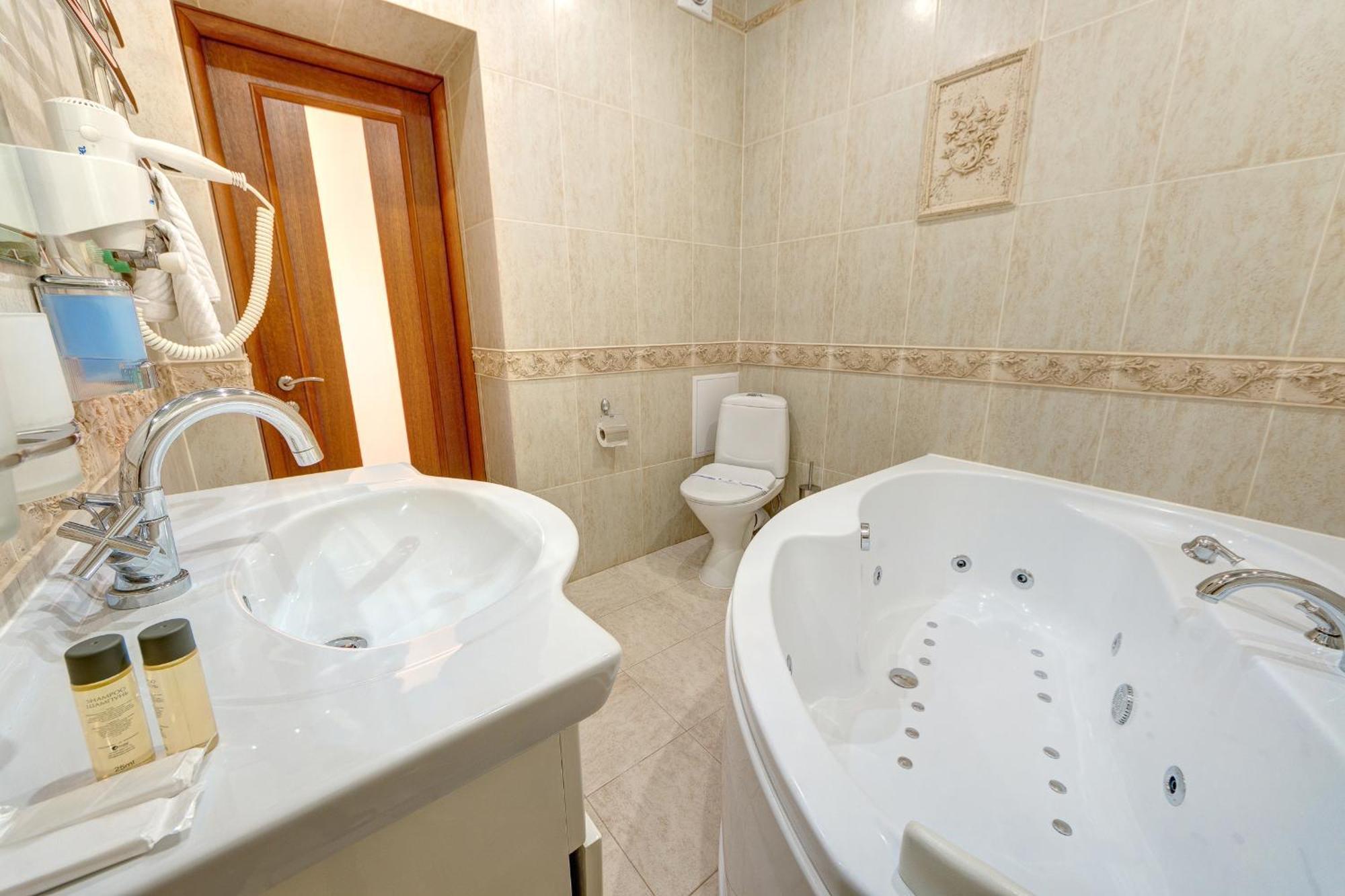 Hotel Perlyna Karpat Буковел Екстериор снимка