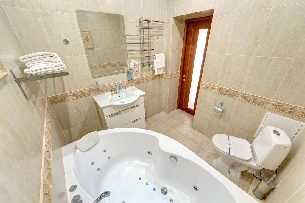 Hotel Perlyna Karpat Буковел Екстериор снимка