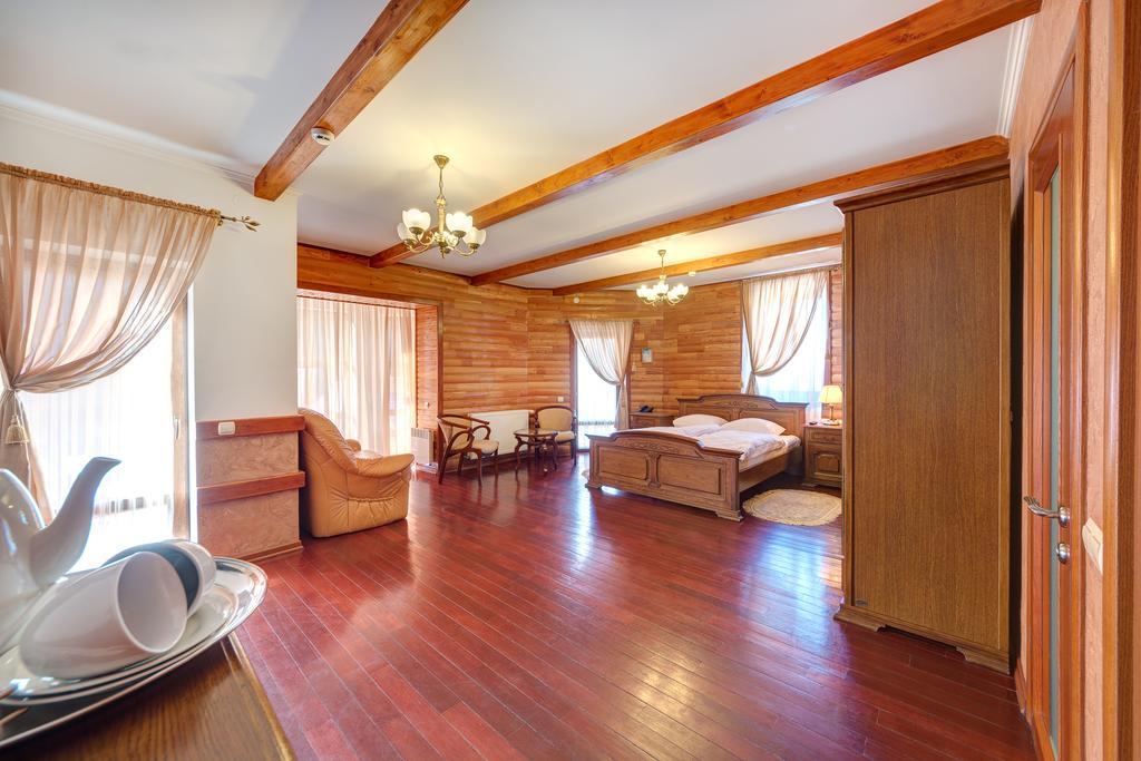 Hotel Perlyna Karpat Буковел Екстериор снимка