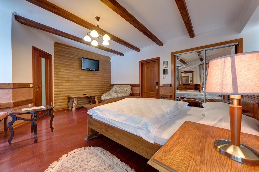 Hotel Perlyna Karpat Буковел Екстериор снимка
