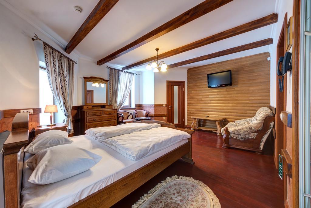 Hotel Perlyna Karpat Буковел Екстериор снимка