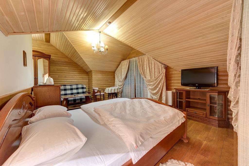 Hotel Perlyna Karpat Буковел Екстериор снимка