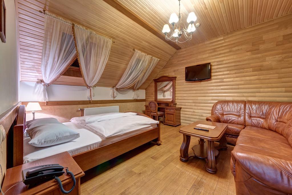Hotel Perlyna Karpat Буковел Екстериор снимка