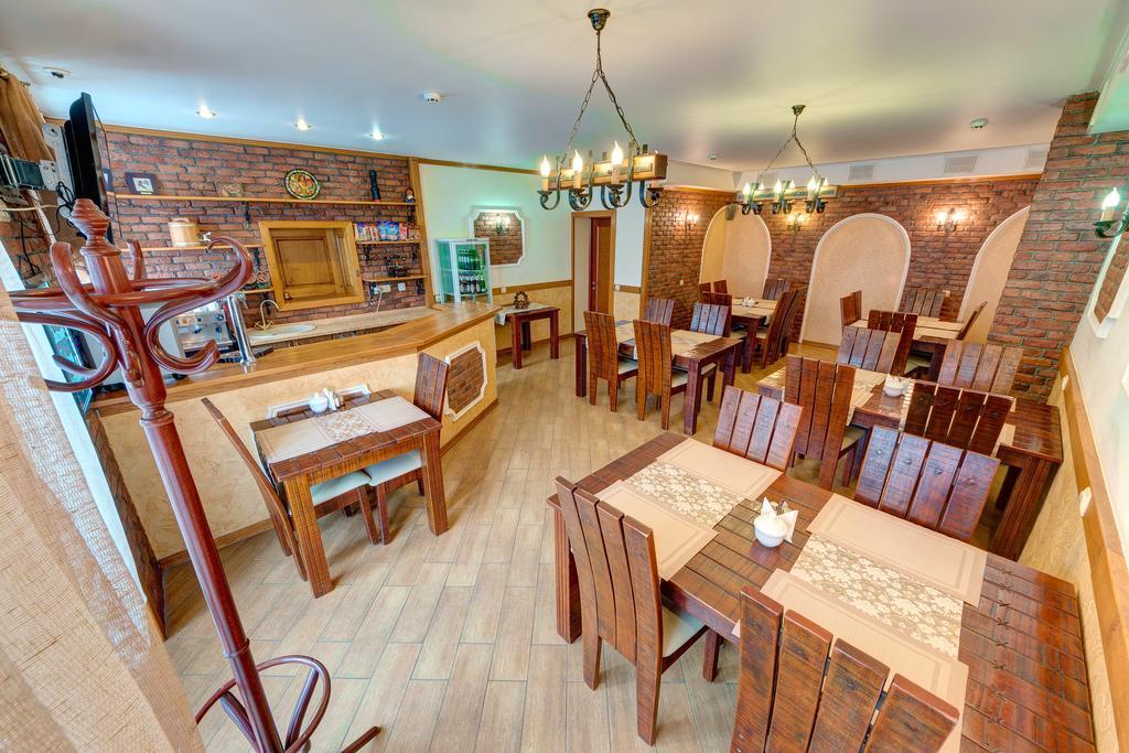Hotel Perlyna Karpat Буковел Екстериор снимка